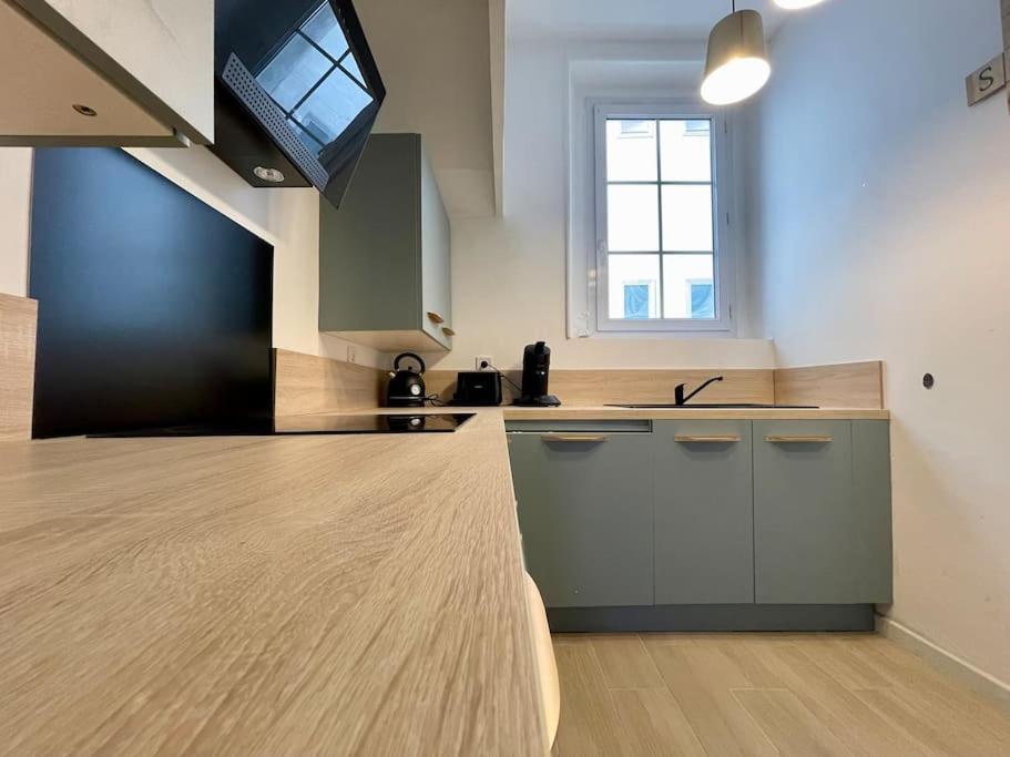 Le Varsovie ※ 4 Balcons Каркасон Екстериор снимка